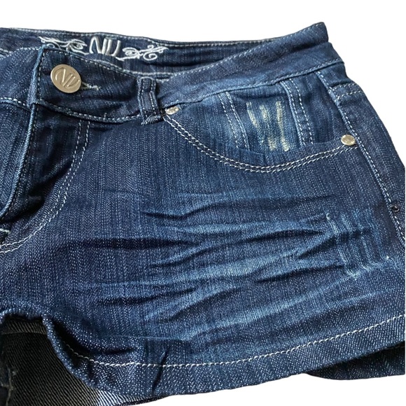 24 HRS SALE ONLY - Buttlify Jean shorts size 11 - Picture 3 of 6